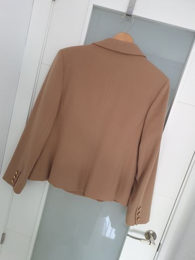 VINTAGE CRISTAL camel crop blazer with gold buttons Sz 14