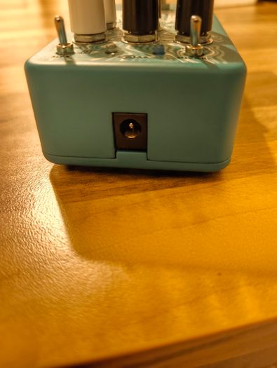 Electro Harmonix Eddy chorus/vibrato