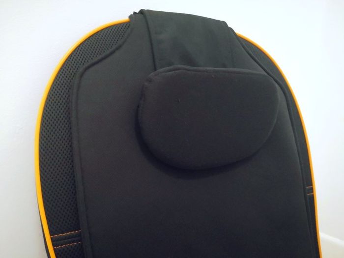 Massage Chair. SHIATSU Massage Mat Sanitas, LIKE NEW, Massager, Massage chair with heat.