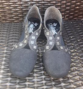 New Rieker low heeled navy shoes