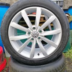 17" VW GOLF highline alloys, 225/45/17 seat skoda 5x112