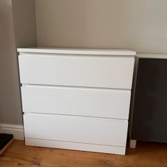 Malm IKEA chest of drawers