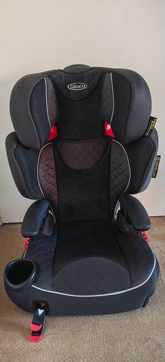 Graco booster car seat with isoCatch