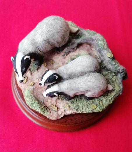 Rare Badger & Cubs (Border Fine Arts) Vintage