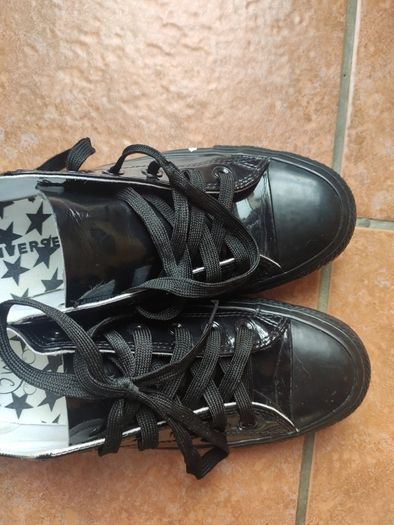 Converse x Miley Cyrus Chuck Taylor All Star Low Patent Stars Black  UK 6