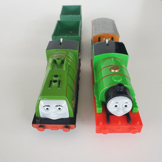 Thomas the tank trackmaster bundle working