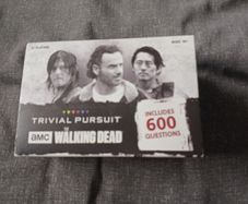 The walking dead trivial pursuit game