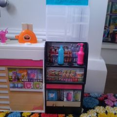 Barbie cafe and sink