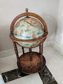 globe drinks cabinet