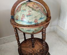 globe drinks cabinet