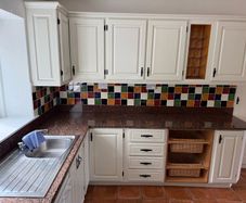 Kitchen units and countertop