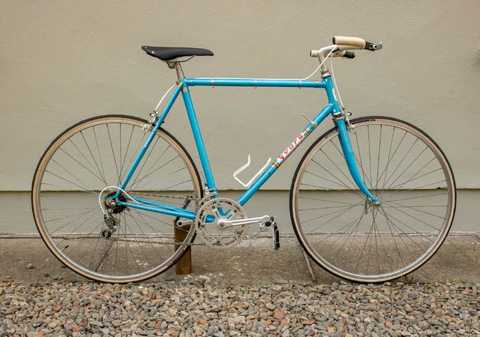 Vintage 1976 'Yvars Paris' 10 speed racing bicycle