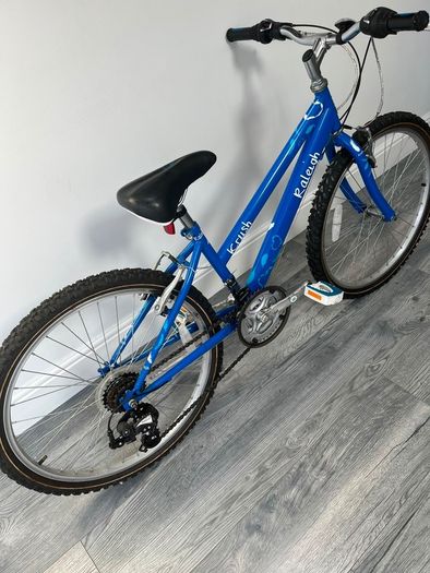 Girls Raleigh bike 26''