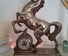 Mercedes Carraige Clock