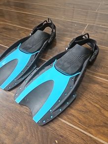 Swimming Fins / Flippers, 2 snorkels and 2 pairs of googles