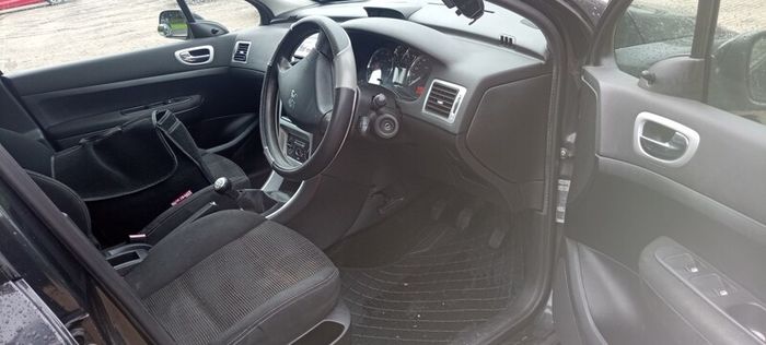 2008 Peugeot 307 Price negotiable!!!