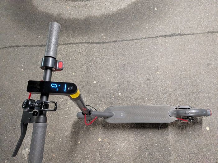 Mi Electric Scooter Pro 2