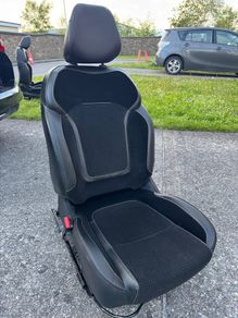 Megane 4 - Half Leather Seats