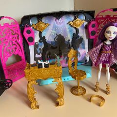 monster high party lounge