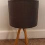 Mini wooden tripod table lamp Image 2