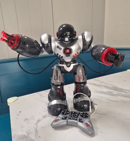 Xtrem Bots Remote Control Robot Cyberbot