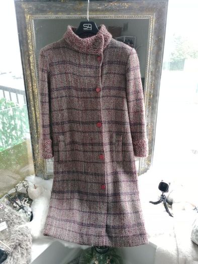 Authentic Valentino Miss V merino wool elegant mid length coat