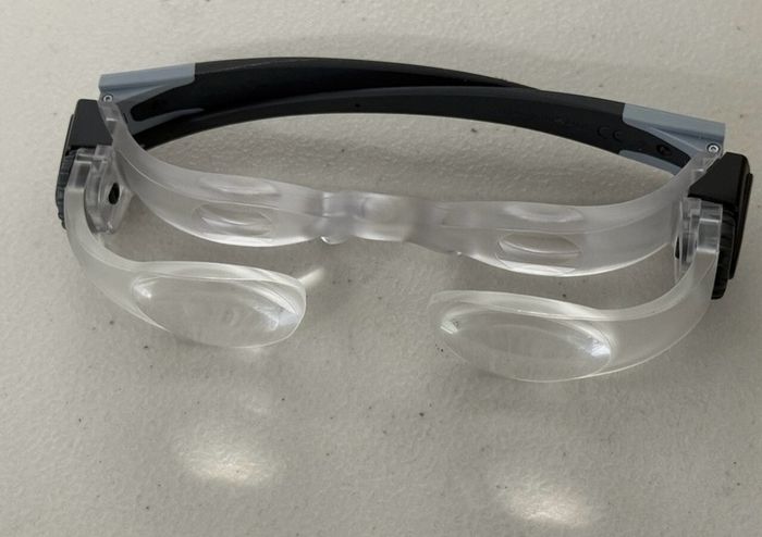 Eschenbach Max TV 2.1x TV Magnification Glasses with Case Made in Germany.