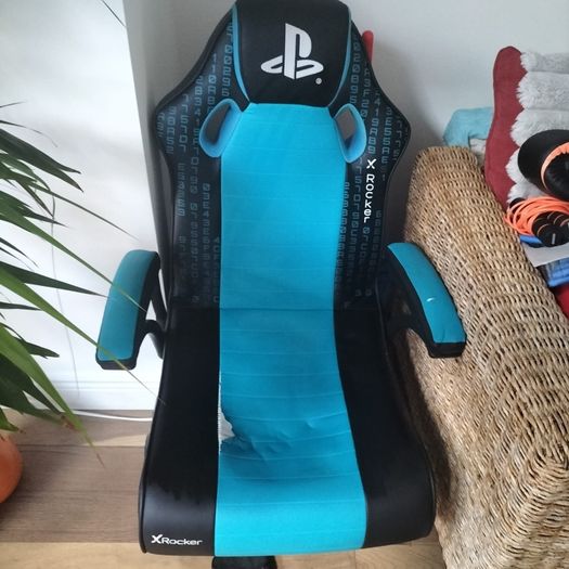 Gaming chair