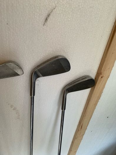 Full bagged Mens Golf set (irons, putter, drivers) (RH)