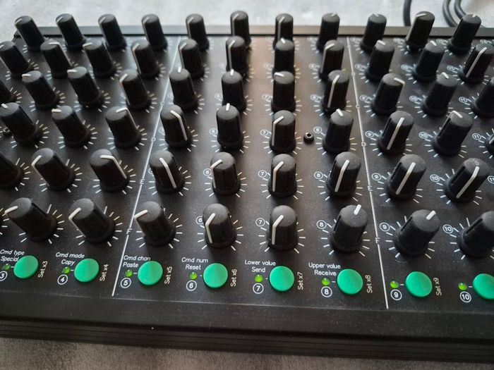 Faderfox PC12 - MIDI Controller