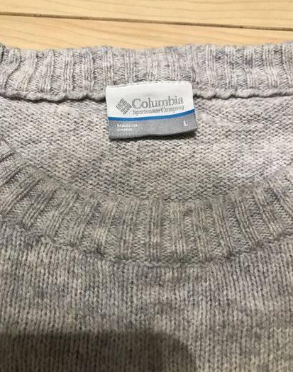 Columbia sweater