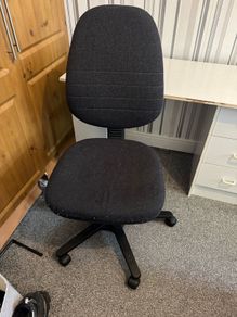 desk chair