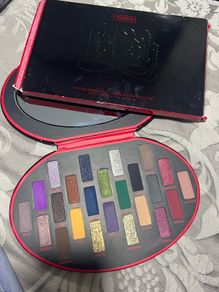 kat von d limited edition fetish eyeshadow palette 100% genuine