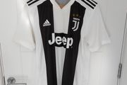 Juventus Player Fit 2018/19 Adidas Home Jersey size M