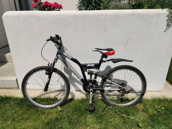 Jeep Comanche Mountain Bike