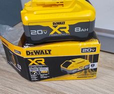 DeWalt 8Ah Powerpack Battery