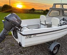 Orkney 440 Yamaha 20 hp - 20 Hours Garmin Trailer
