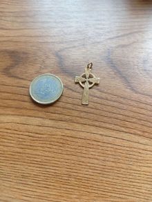 gold Celtic cross