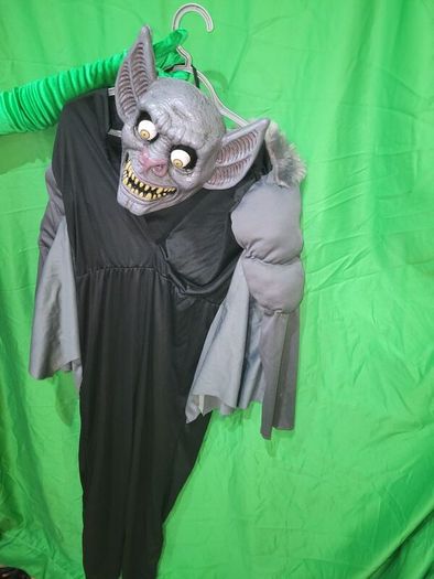Used Googly Eye Bat Costume, Child Size Halloween Outfit aged 11 or 12