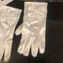 communion gloves satin Image 2