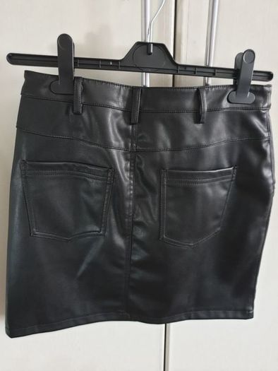 Black leather look skirt by Very size 8