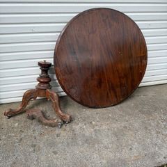 Mahagony Table