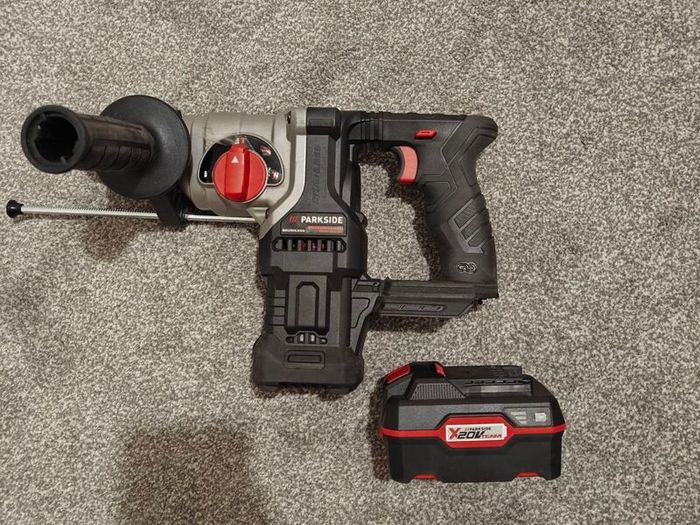 Hammer drill with battery (used only couple of times)