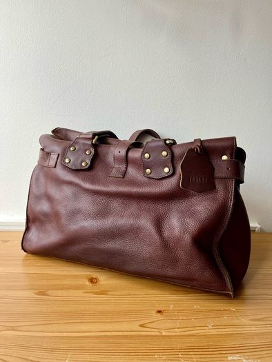 Jesire leather hand bag