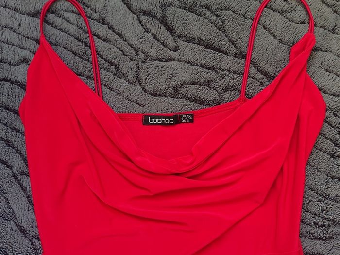 E40 SALE!!!  Red boohoo Dress. Size 10