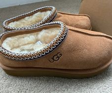 Brand New Uggs Size 7