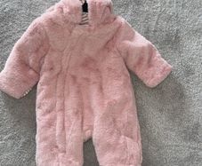 pramsuit