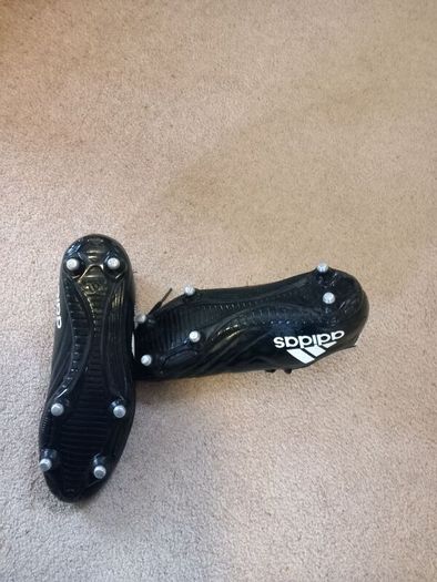 Adidas size 7 Football boots