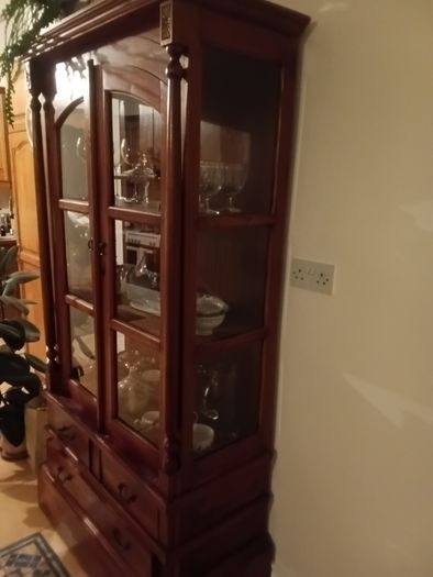 Display cabinet