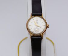 Vintage Ladies Swiss made Gold Uno mechanical Watch